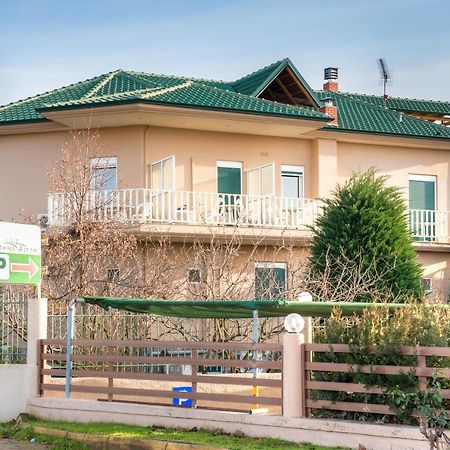 Hotel Aigli Farsala Exterior foto